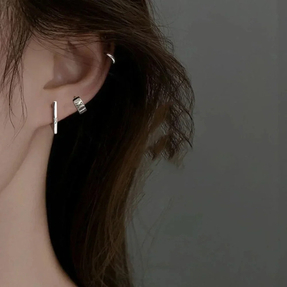 925 Sterling Silver Triangle Huggie Hoop Earrings Dainty Minimalist Earrings - Picture 3 of 7